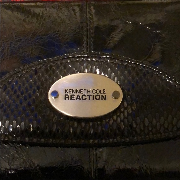 NWOT BLACK KENNETH COLE REACTION Wallet - Picture 2 of 6